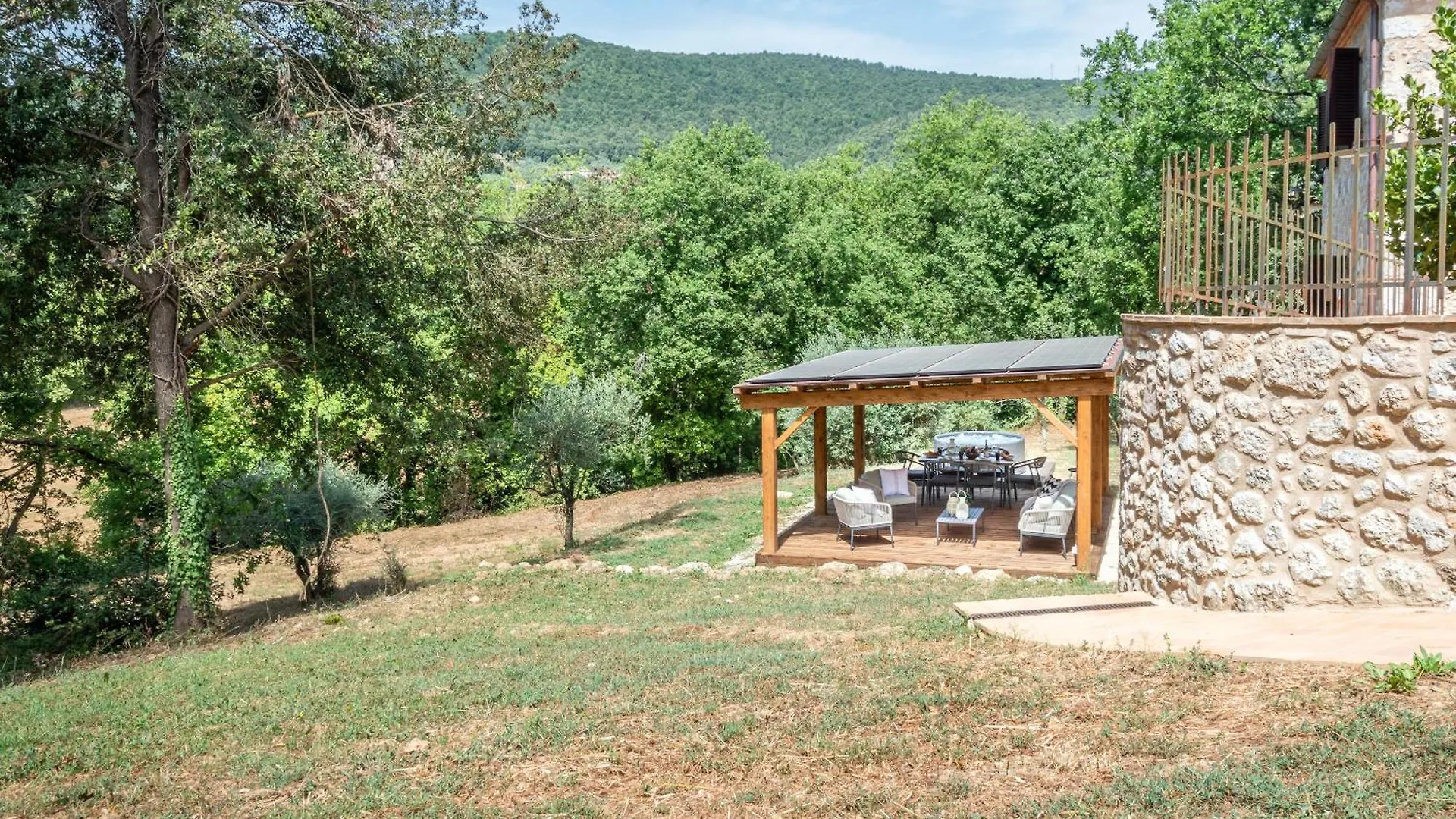 Villa Rosa Ancaiano 0*,